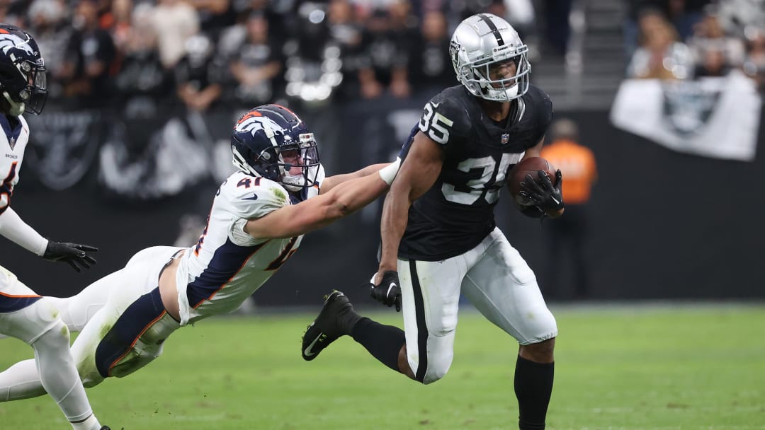 Denver Broncos v Las Vegas Raiders