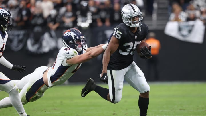 Denver Broncos v Las Vegas Raiders