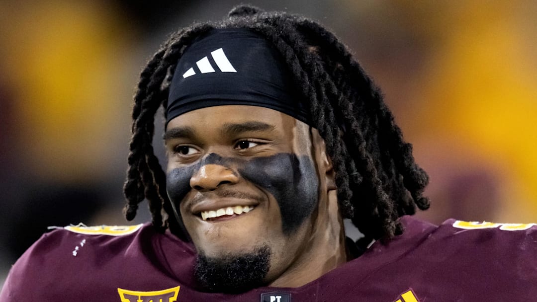 Nov 28, 2025; Tempe, Arizona, USA; Arizona State Sun Devils offensive lineman Max Iheanachor (58) against the Arizona Wildcats during the 99th Territorial Cup at Mountain America Stadium. Mandatory Credit: Mark J. Rebilas-Imagn Images Nov 28, 2025; Tempe, Arizona, USA; Arizona State Sun Devils offensive lineman Max Iheanachor (58) against the Arizona Wildcats during the 99th Territorial Cup at Mountain America Stadium. Mandatory Credit: Mark J. Rebilas-Imagn Images