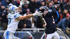 Jaylon Johnson steps in front of Detroit tight end Sam LaPorta for the interception in a 28-13 Bears win last season.
