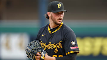 Los Angeles Dodgers v Pittsburgh Pirates