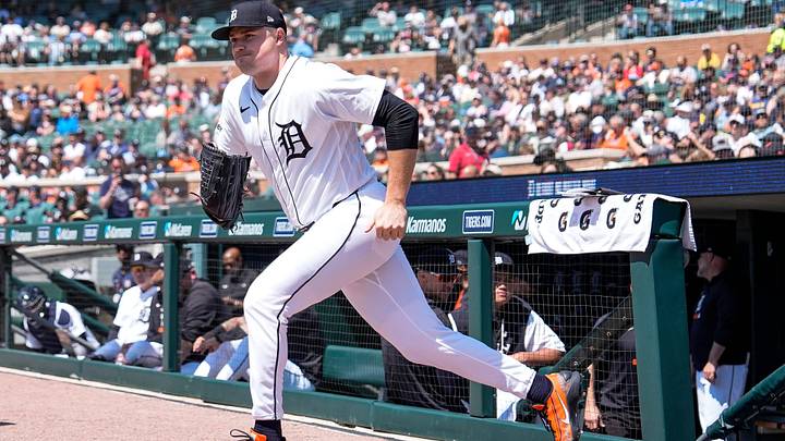 Detroit Tigers pitcher Tarik Skubal (29) takes the field for first inning against Milwaukee Brewers at Comerica Park in Detroit on Thursday, April 23, 2026.