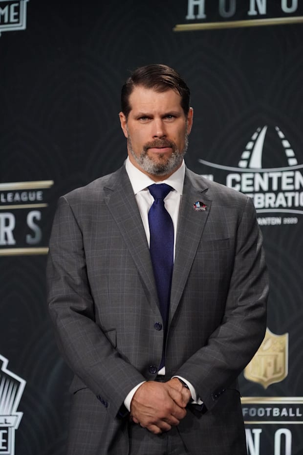 Hall of Fame inductee Steve Hutchinson during the NFL Honors awards presentation at Adrienne Arsht Center