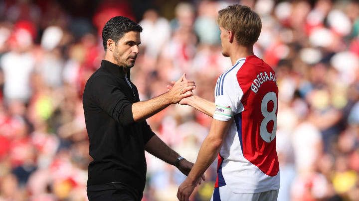 Arsenal beat Wolves in their season opener