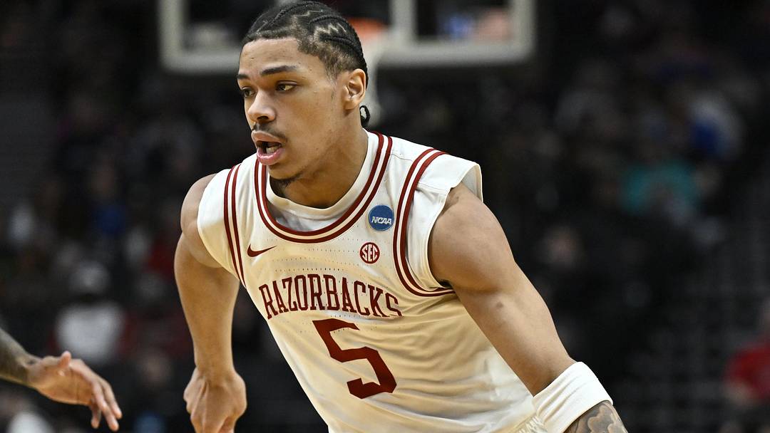 Mar 19, 2026; Portland, OR, USA; Arkansas Razorbacks guard Darius Acuff Jr. (5) drives against the Hawaii Rainbow Warriors in the second half during a first round game of the men's 2026 NCAA Tournament at Moda Center. Mandatory Credit: Craig Strobeck-Imagn Images Mar 19, 2026; Portland, OR, USA; Arkansas Razorbacks guard Darius Acuff Jr. (5) drives against the Hawaii Rainbow Warriors in the second half during a first round game of the men's 2026 NCAA Tournament at Moda Center. Mandatory Credit: Craig Strobeck-Imagn Images