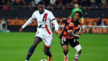 FBL-FRA-LIGUE1-LORIENT-PSG