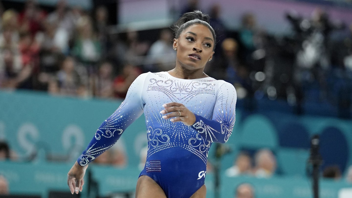 Simone Biles Rips ‘Awkward’ Setup for Olympic Beam Final, Says ‘None of Us ...