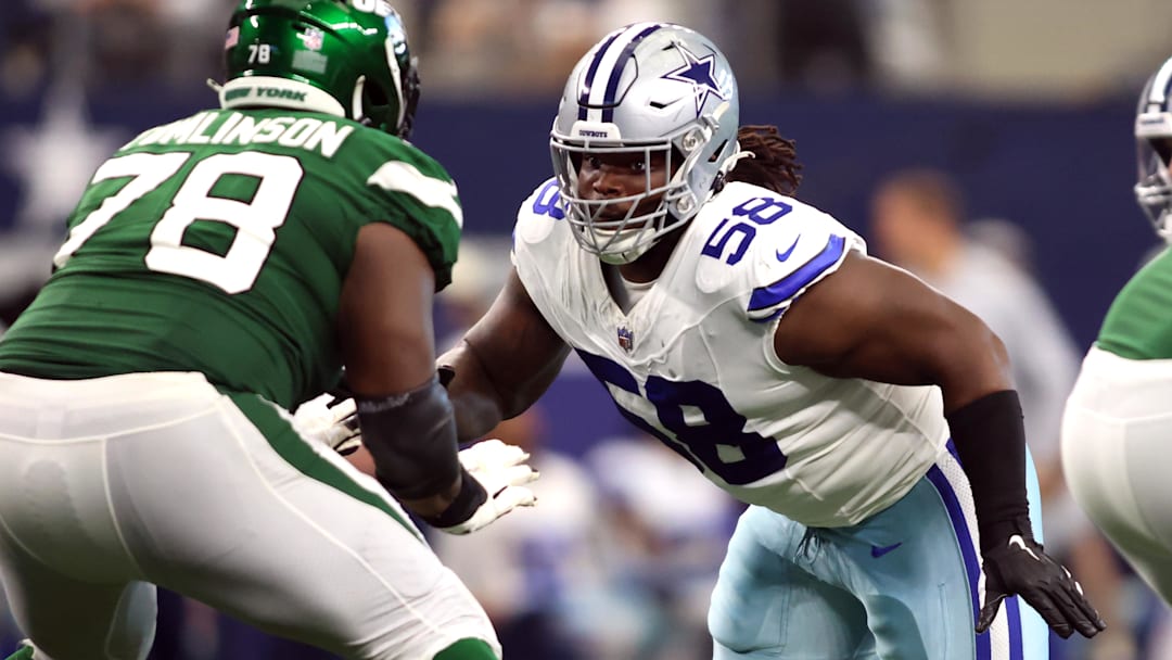 Dallas Cowboys defensive tackle Mazi Smith