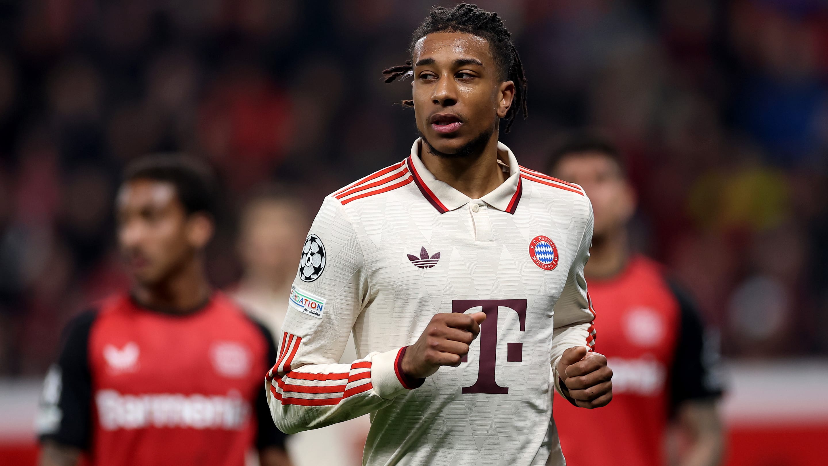 PHOTO : Le nouveau maillot extérieur du Bayern Munich pour 2025/26 a fuité et il est magnifique