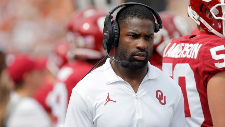 Oklahoma running backs coach DeMarco Murray during the Red River Showdown college football game between the University of Oklahoma (OU) and Texas at the Cotton Bowl in Dallas, Saturday, Oct. 8, 2022.  Texas won 49-0