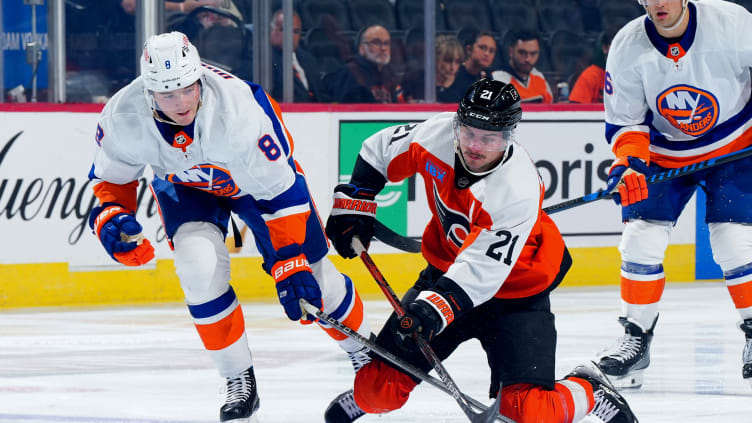 New York Islanders v Philadelphia Flyers