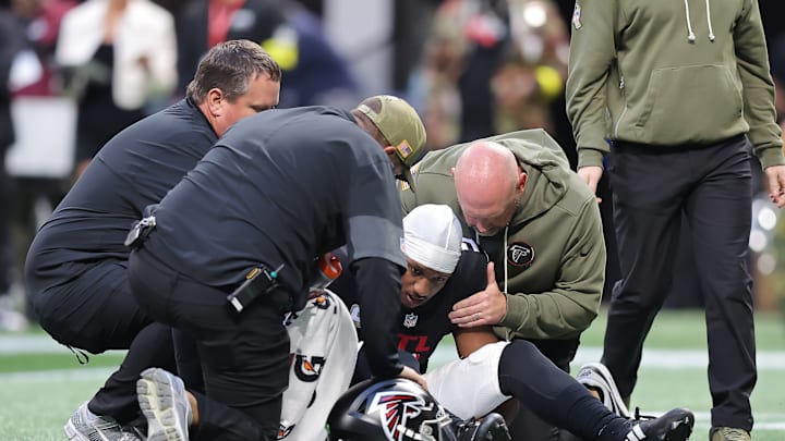 Carolina Panthers v Atlanta Falcons - NFL 2025