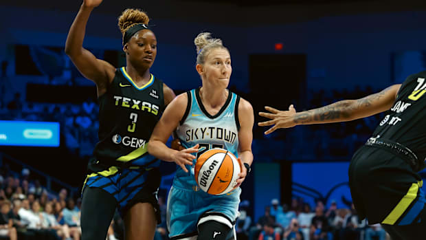 Chicago Sky's Angel Reese May Be Right About Courtney Vandersloot