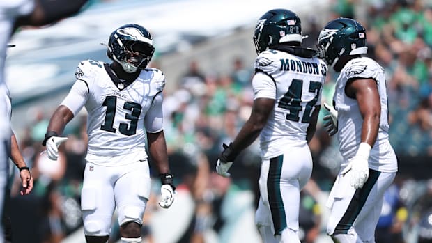 Philadelphia Eagles linebacker Azeez Ojulari