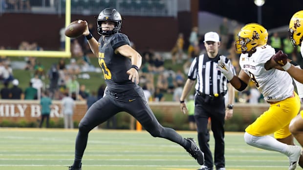 Baylor Bears quarterback Sawyer Robertson (13) looks to pass as Arizona State Sun Devils defensive lineman Elijah O'Neal (9) 