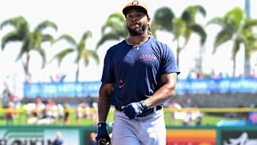 Mar 8, 2024; Clearwater, Florida, USA;  Houston Astros left fielder Corey Julks (9) prepares for batting practice before the spring training game against the Philadelphia Phillies at BayCare Ballpark/