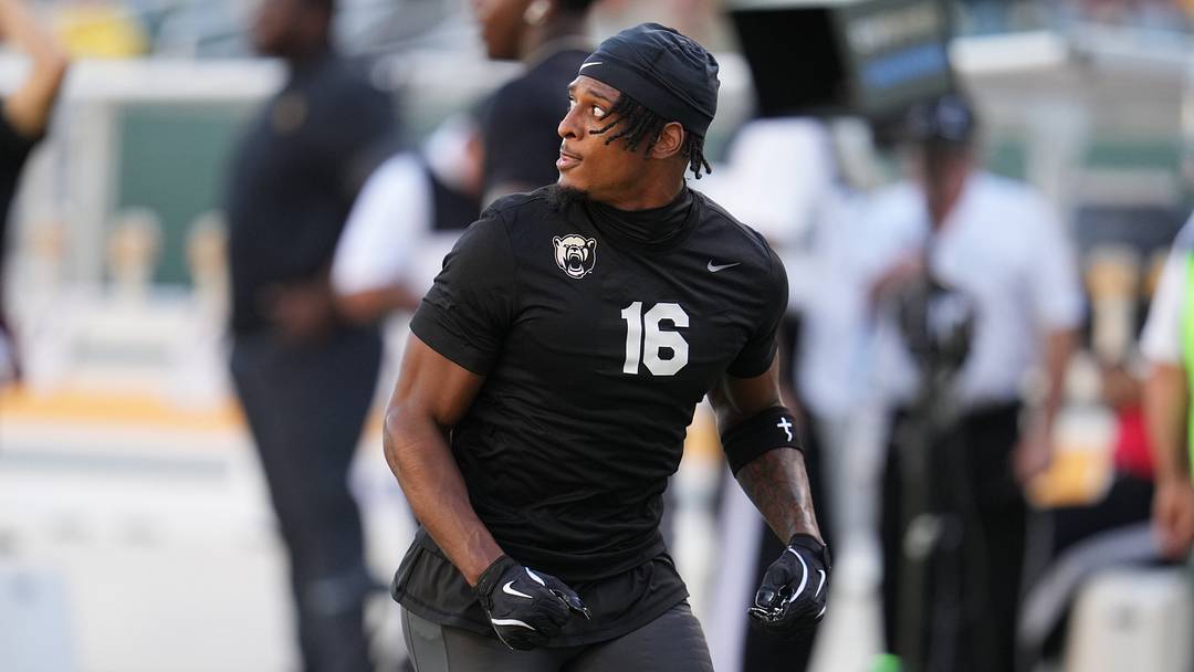 Sep 20, 2025; Waco, Texas, USA; Baylor Bears wide receiver Kobe Prentice (16) during warm ups before the game against the Arizona State Sun Devils at McLane Stadium. Mandatory Credit: Chris Jones-Imagn Images