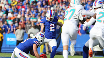 Miami Dolphins v Buffalo Bills