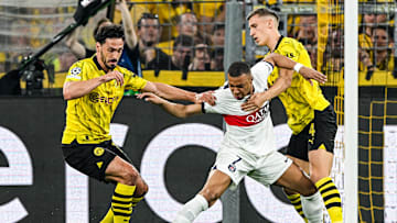 Borussia Dortmund v PSG - UEFA Champions League