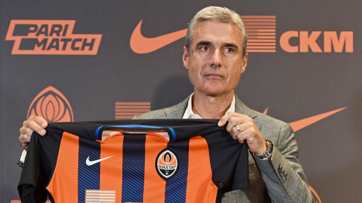 Treinador ganhou um Campeonato Ucraniano com o Shakhtar Treinador ganhou um Campeonato Ucraniano com o Shakhtar