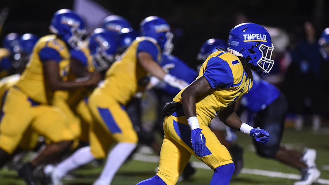 The Tupelo Golden Wave are 11-0 and the favorites in Mississippi's Class 7A football state playoffs.