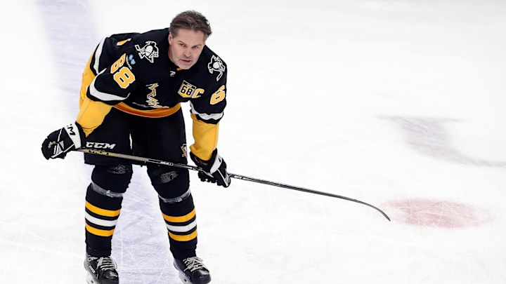 Feb 18, 2024; Pittsburgh, Pennsylvania, USA;  Pittsburgh Penguins former right wing Jaromir Jagr (68) skates in  warm-ups against the Los Angeles Kings at PPG Paints Arena. Mandatory Credit: Charles LeClaire-Imagn Images