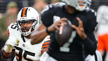 Cleveland Browns v Las Vegas Raiders