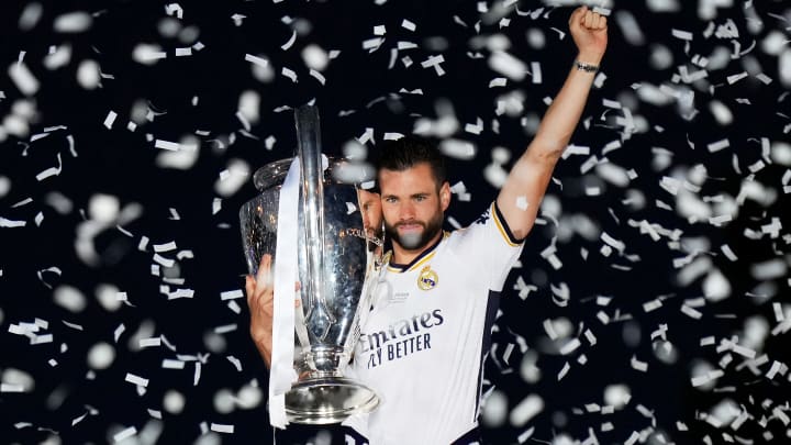 Nacho Fernández quitte le Real Madrid, l'occasion pour les Merengue de lui rendre un dernier hommage  