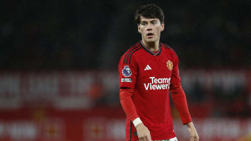 Pellistri ainda não emplacou com o uniforme do Manchester United. 