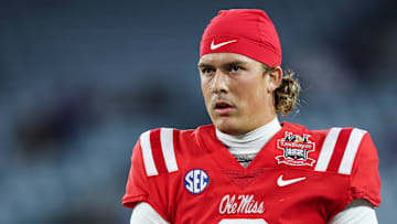 Jaxson Dart QB Ole Miss Rebels