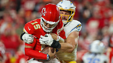 Los Angeles Chargers v Kansas City Chiefs