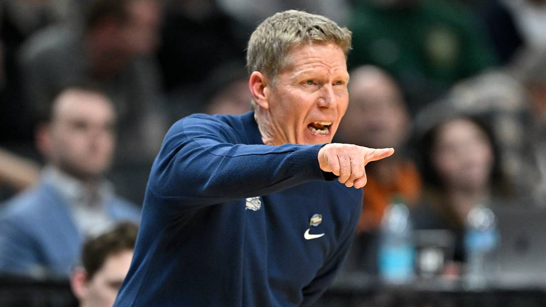 Mar 19, 2026; Portland, OR, USA; Gonzaga Bulldogs head coach Mark Few reacts during the second half of a first round game of the men's 2026 NCAA Tournament against the Kennesaw State Owls at Moda Center. Mandatory Credit: Craig Strobeck-Imagn Images Mar 19, 2026; Portland, OR, USA; Gonzaga Bulldogs head coach Mark Few reacts during the second half of a first round game of the men's 2026 NCAA Tournament against the Kennesaw State Owls at Moda Center. Mandatory Credit: Craig Strobeck-Imagn Images