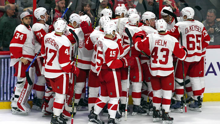 Nov 16, 2015; Ottawa, Ontario, CAN; Detroit Red Wings celebrates his win against Ottawa Senators at Canadian Tire Centre. Mandatory Credit: Jean-Yves Ahern-Imagn Images