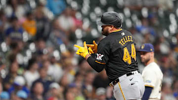Pittsburgh Pirates v Milwaukee Brewers