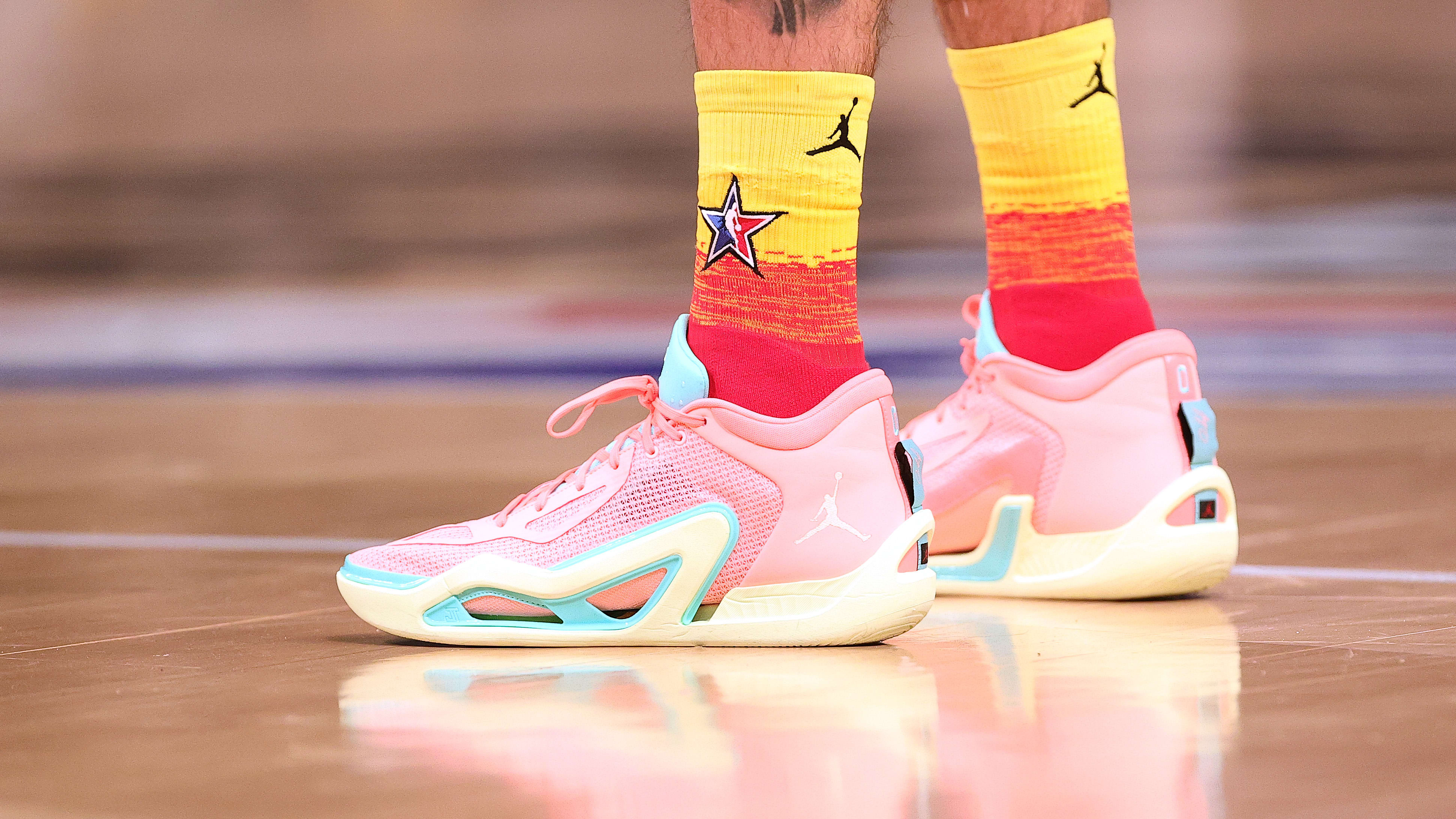 Pink lemonade jordans release date discount