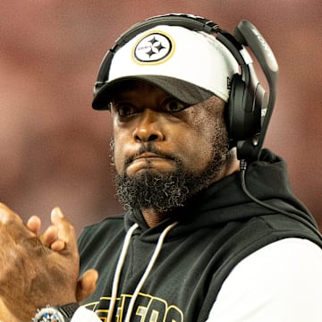 Pittsburgh Steelers head coach Mike Tomlin reacts before the NFL game between the Cincinnati Bengals and Pittsburgh Steelers at Paycor Stadium in Cincinnati on Oct. 16, 2025.