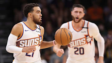 Los Angeles Lakers v Phoenix Suns