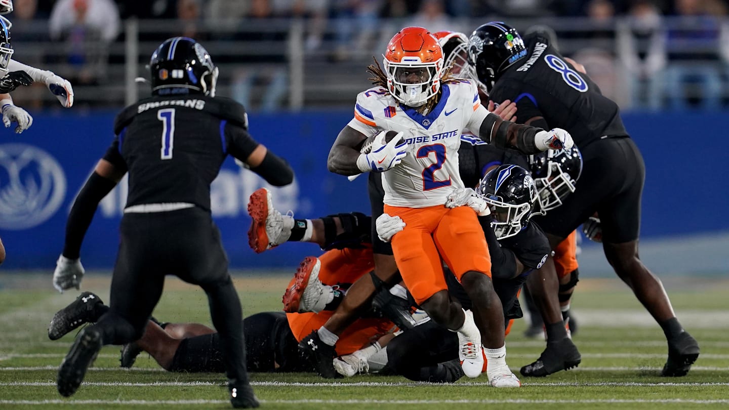Boise State rises to No. 11 in College Football Playoff rankings