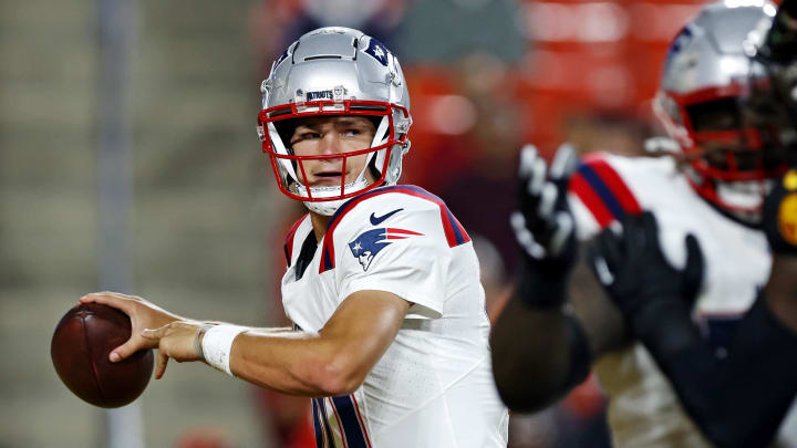 Aug 25, 2024; Landover, Maryland, USA; New England Patriots quarterback Drake Maye (10) throws a pass during the first quarter against the Washington Commanders during a preseason game at Commanders Field. Mandatory Credit: Peter Casey-USA TODAY Sports