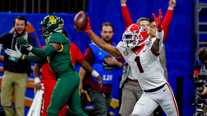 Jan 1, 2020; New Orleans, Louisiana, USA; Georgia Bulldogs wide receiver George Pickens (1) catches a 27 yard touchdown pass against Baylor Bears in the second quarter at Mercedes-Benz Superdome. Mandatory Credit: Stephen Lew-Imagn Images Jan 1, 2020; New Orleans, Louisiana, USA; Georgia Bulldogs wide receiver George Pickens (1) catches a 27 yard touchdown pass against Baylor Bears in the second quarter at Mercedes-Benz Superdome. Mandatory Credit: Stephen Lew-Imagn Images