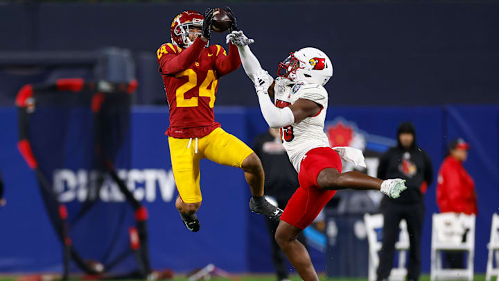 DIRECTV Holiday Bowl - Louisville v USC