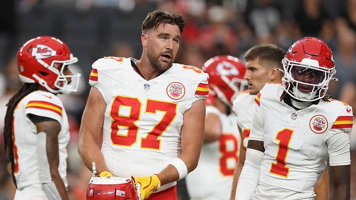 Kansas City Chiefs v Las Vegas Raiders