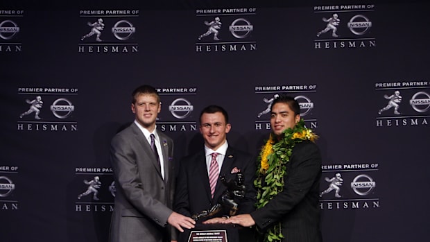 From left Kansas State Wildcats quarterback Collin Klein.