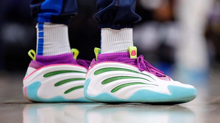 Oklahoma City Thunder forward Jalen Williams wears the adidas Harden Vol 9. Oklahoma City Thunder forward Jalen Williams wears the adidas Harden Vol 9.