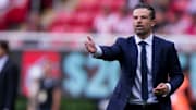 Desde antes de tomar las riendas de Pumas, Rafael Puente del Río ya había sido criticado por la afición y las críticas continúan.