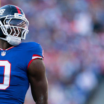 New York Giants linebacker Brian Burns has been through an in-season head coaching change.