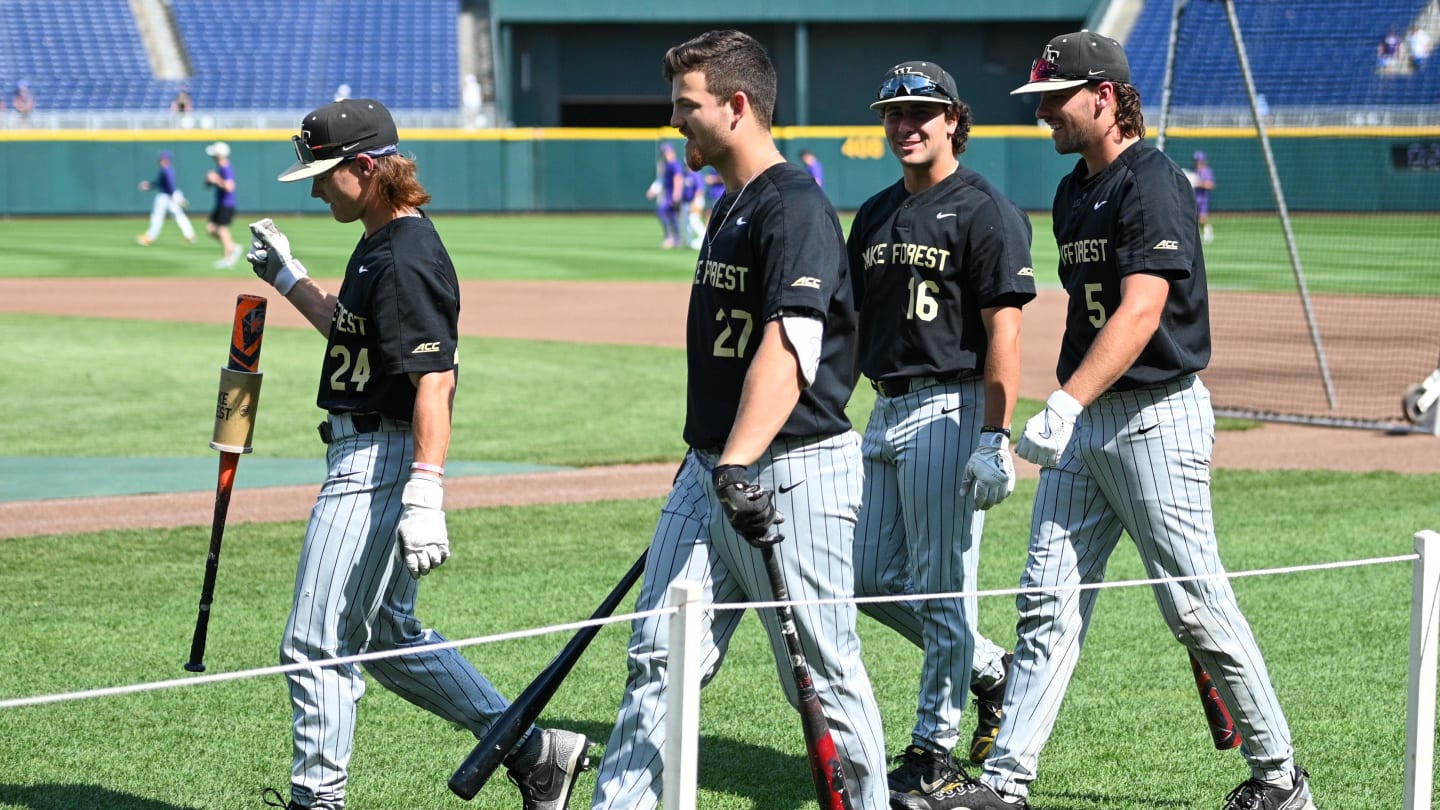 Dodgers Sign Undrafted Free Agent Catcher to Minor League Deal