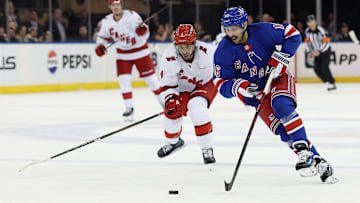 Carolina Hurricanes v New York Rangers
