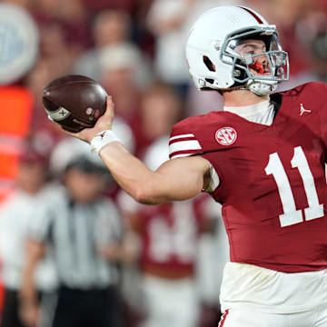 Oklahoma Sooners quarterback Jackson Arnold (11) back to pass during a college football game between the University of Oklahoma Sooners (OU) and the Houston Cougars at Gaylord Family -Oklahoma Memorial Stadium in Norman, Okla., Saturday, Sept. 7, 2024.