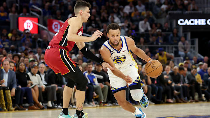 Stephen Curry encajaría en varios equipos si termina siendo cambiado por los Warriors